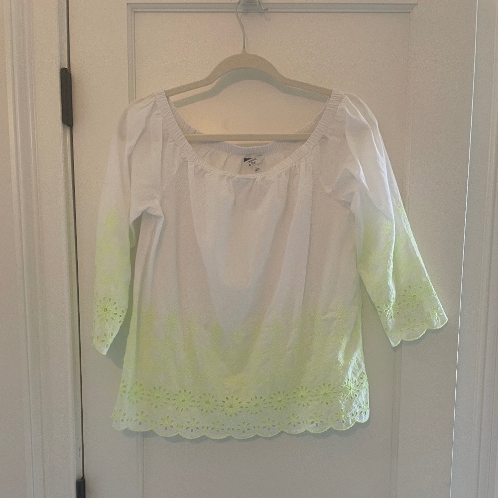 Crown and Ivy lime green Embroidered off the shoulder Top, Size Small